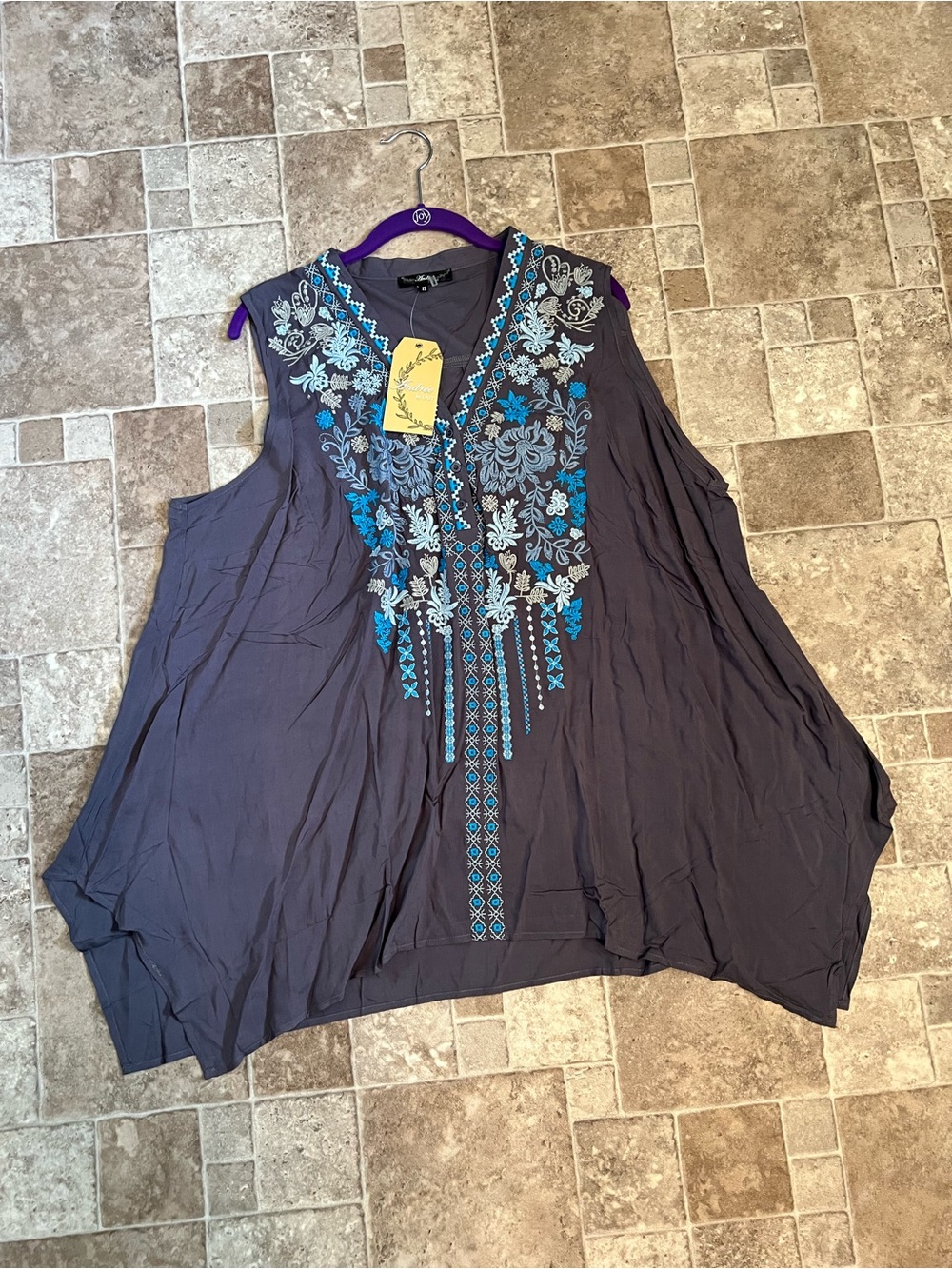 NWT 2X ANDREE BY UNIT Charcoal Tank with Blue & Aqua Embroidery